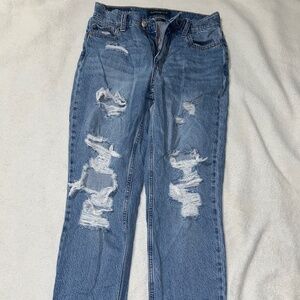 NEW Woman’s Aeropostale Mom Jean 00